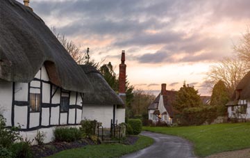 is Deuxhill thatch roofing popular